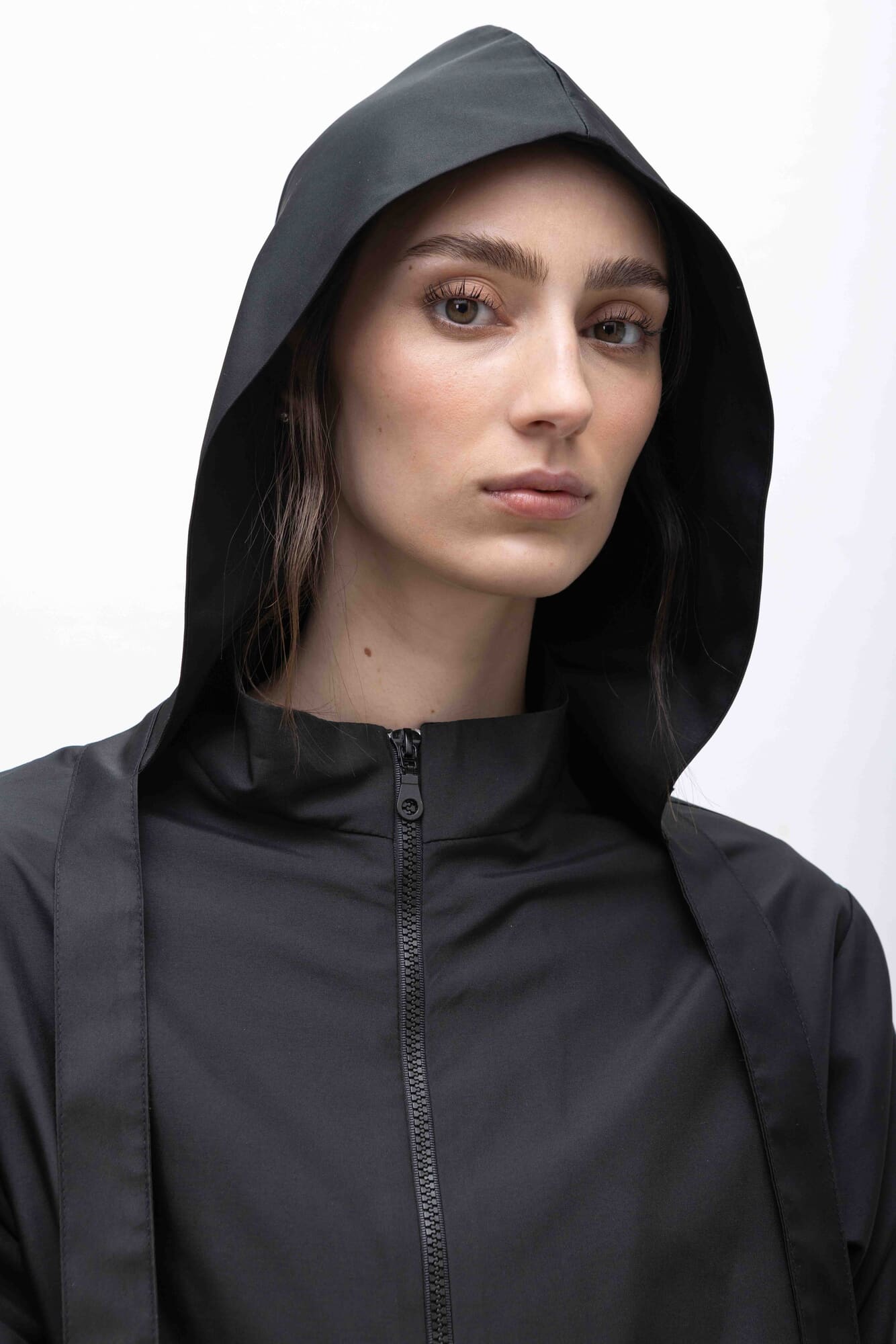 Capucha Ala Negra