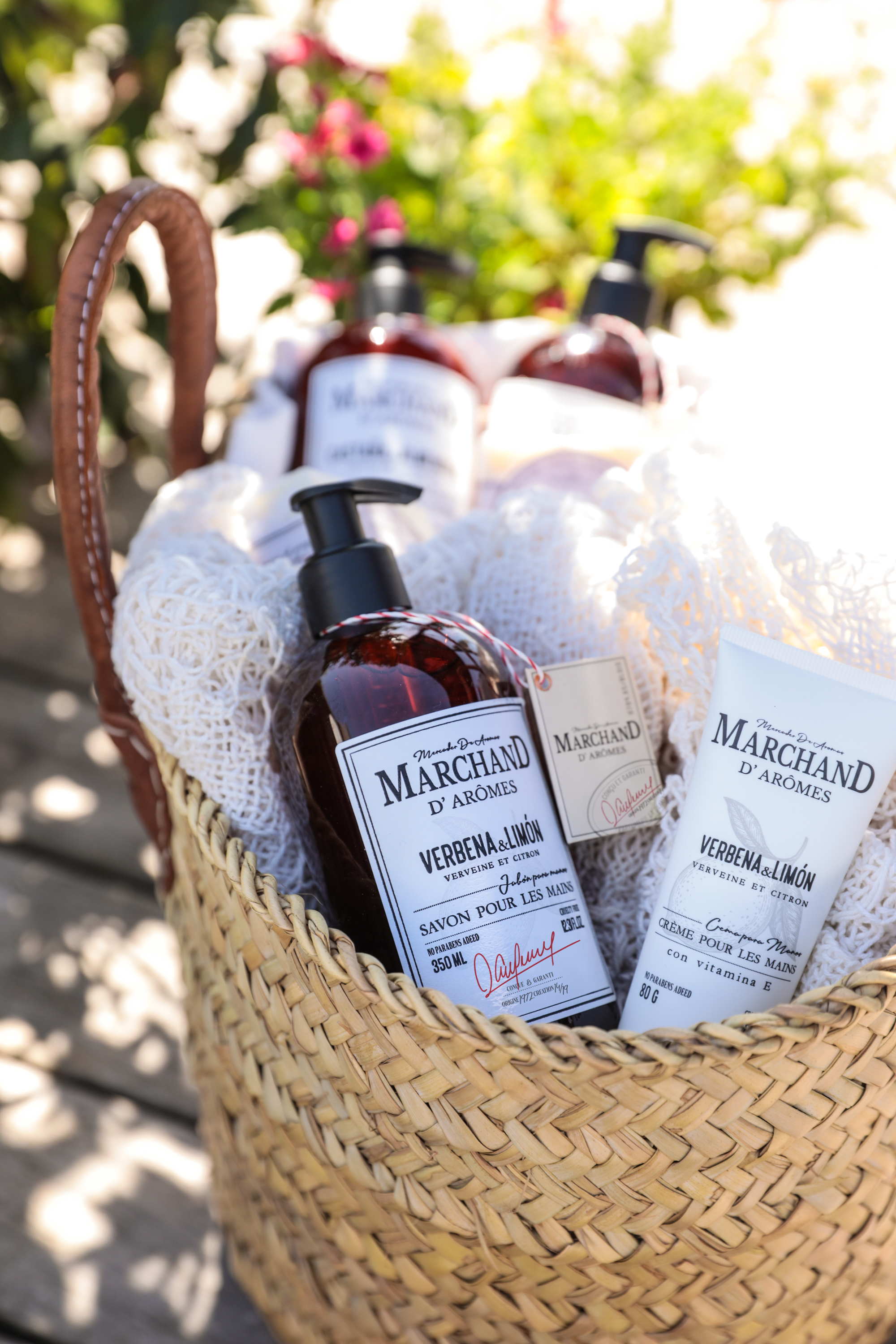 Pack Cuidado Total Crema de cuerpo + Crema de manos + Masaje Gua Sha Holistic en Roma Estética