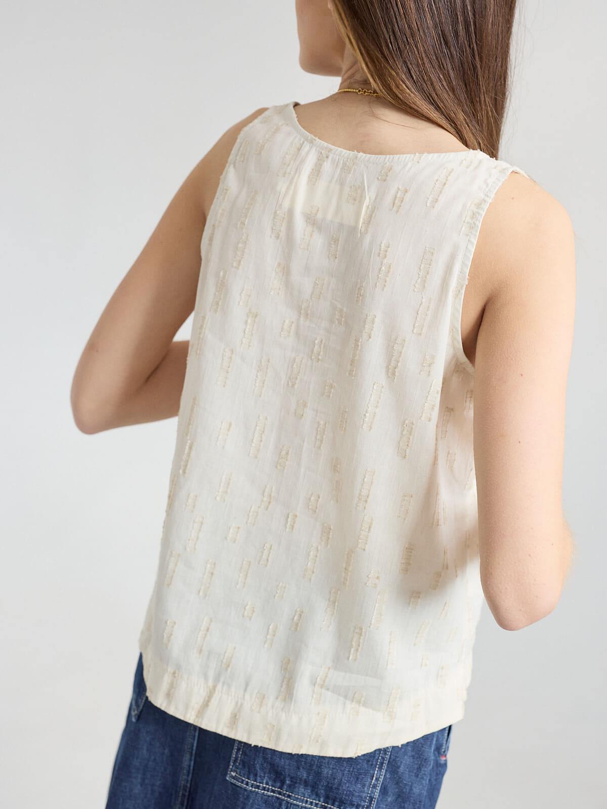 NAIRO TOP