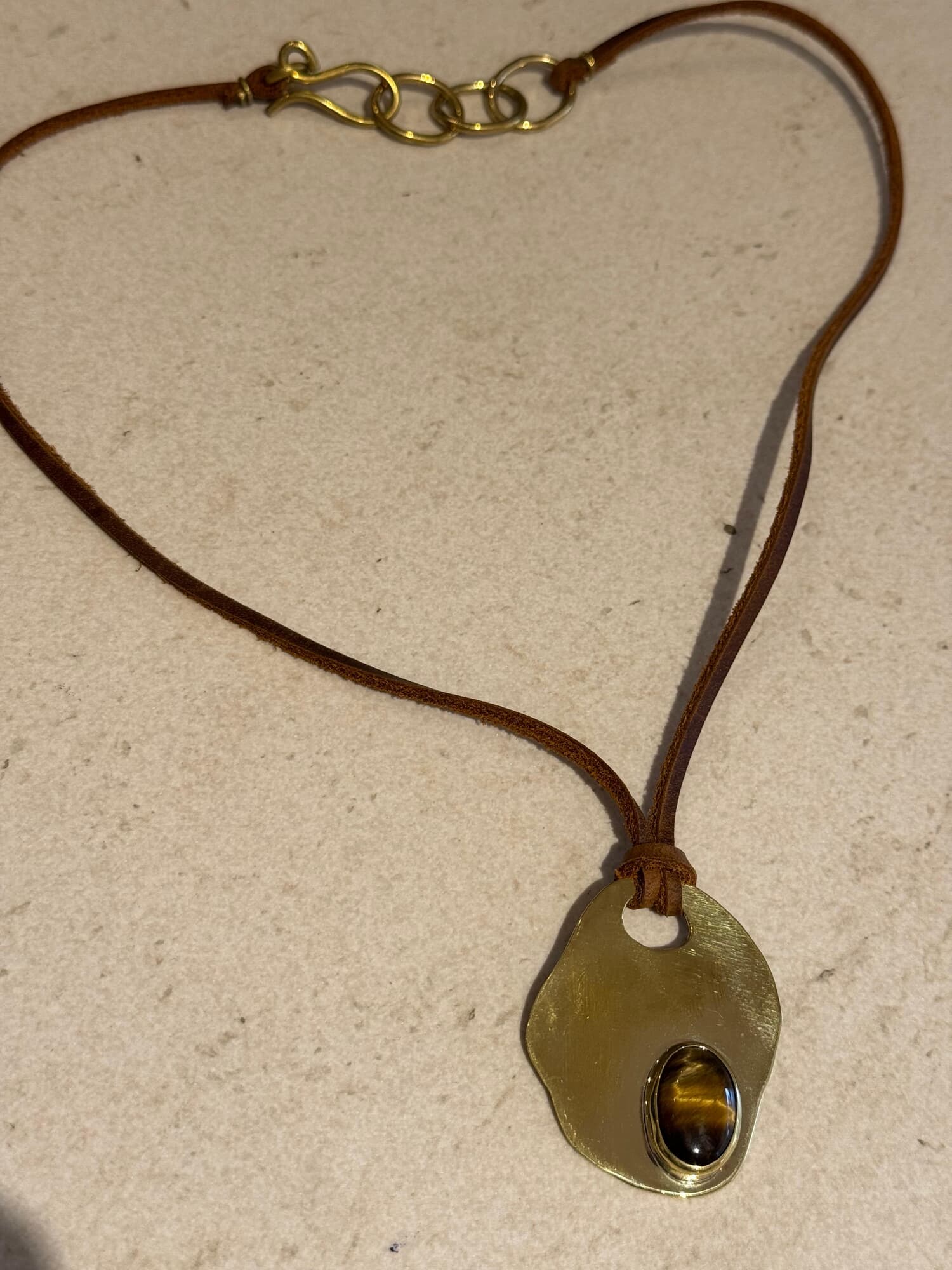 COLLAR PIEDRA