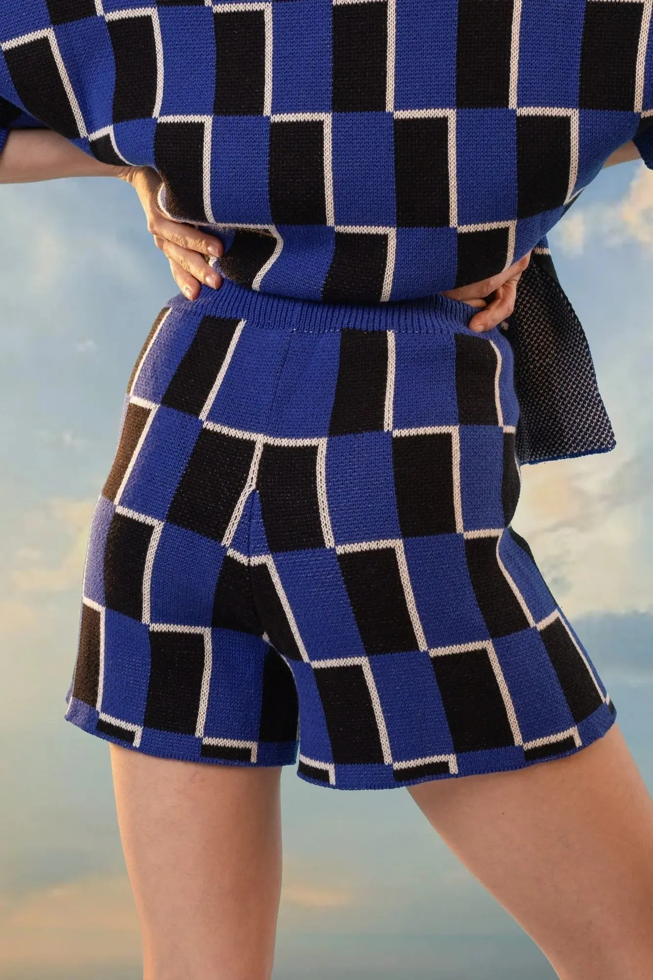 Short Galaxia