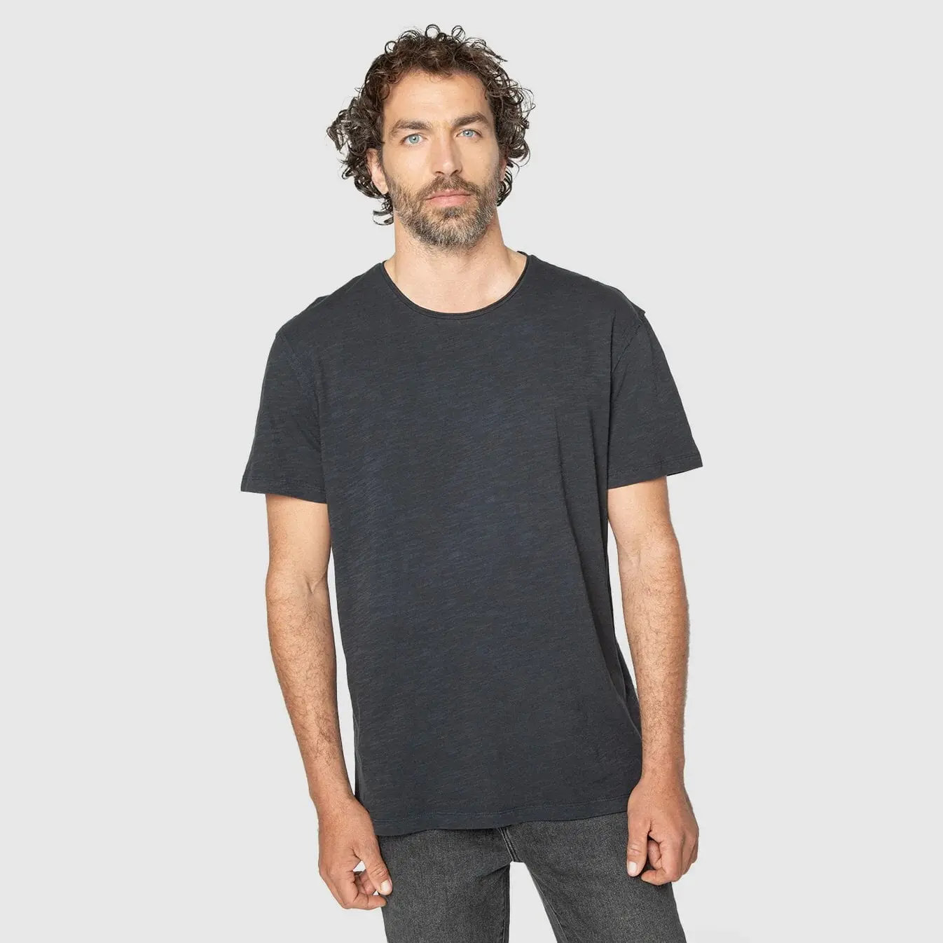 Tee Japan