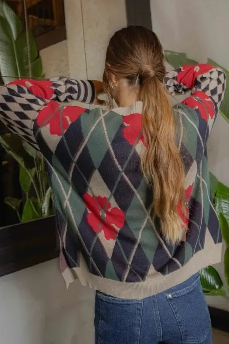 Sweater Rumba