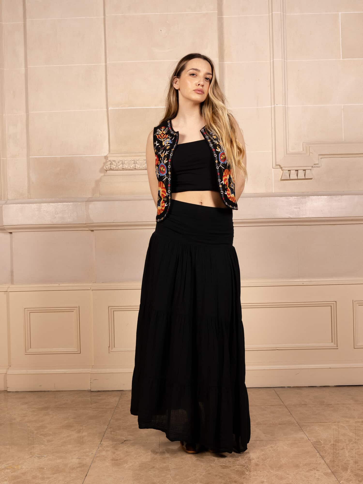 Falda Thyra